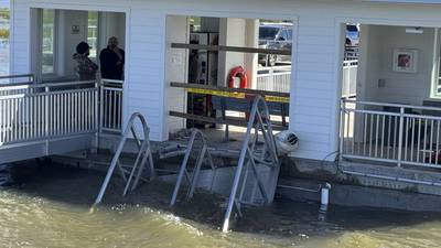 Georgia authorities investigating a dock gangway collapse that killed 7 on a historic island