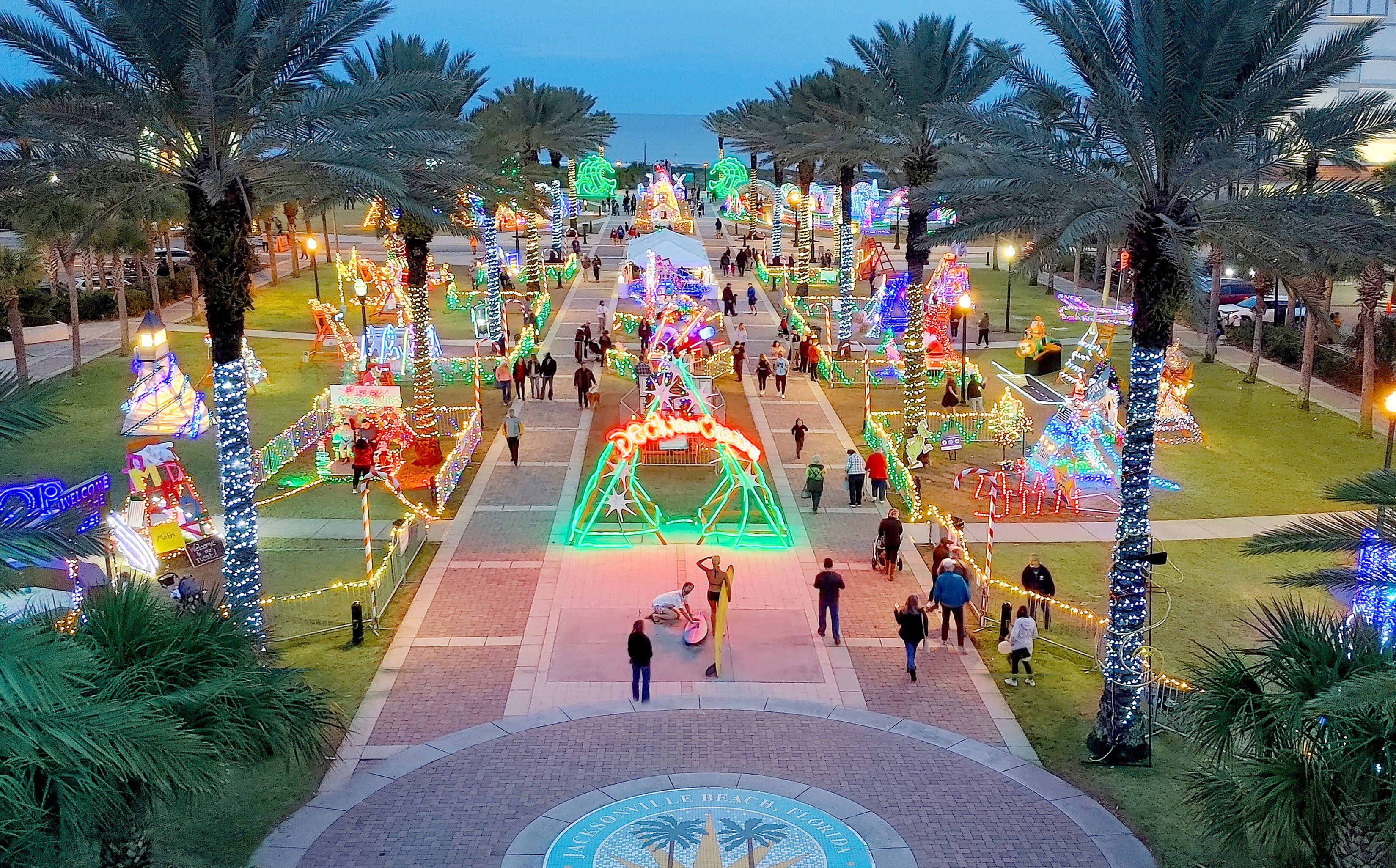 Deck the Chairs wraps up 2021 with largest-ever holiday display