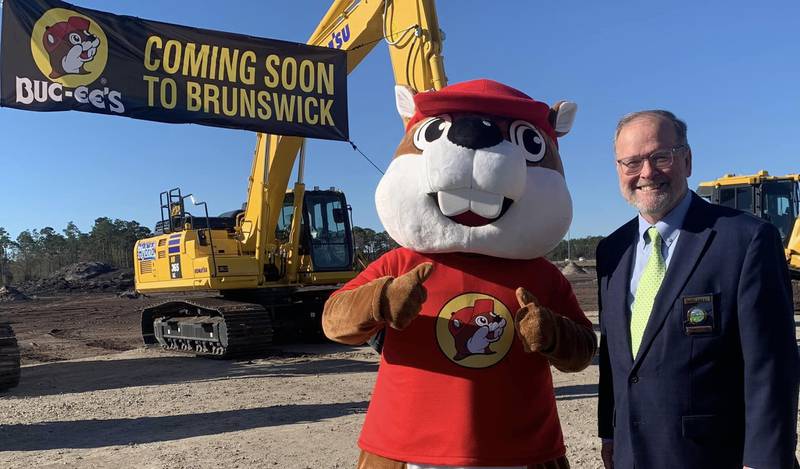 Buc-ee’s in Georgia: Brunswick location officially breaks ground on Jan. 29, 2024. The Texas-based chain will bring 200 jobs to the area.