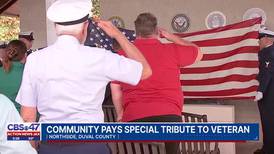 Veteran without a family celebrated by hundreds in Jacksonville community