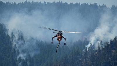 Heat, erratic winds and possible lightning could complicate the battle against California wildfire