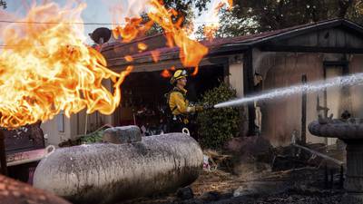 Wildfires east of LA, south of Reno, Nevada, threaten homes, buildings, lead to evacuations