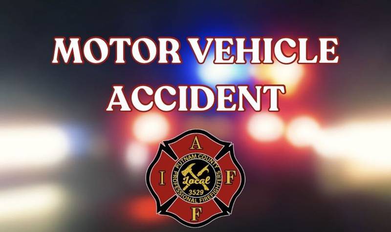 Putnam County Fire Rescue is on scene of a "major" crash involving several vehicles and a semi-truck.